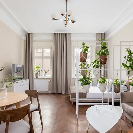 3-Bedroom Apartment - Rejtana 10 Krakow Exterior photo