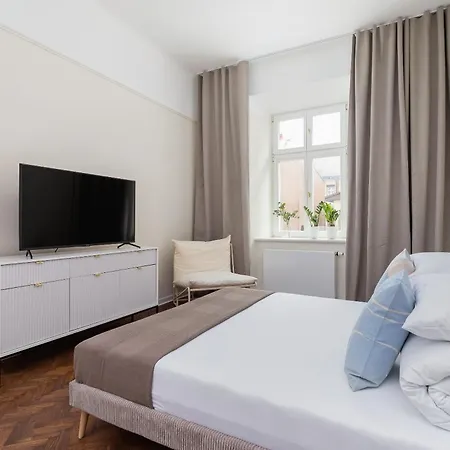 3-Bedroom Apartment - Rejtana 10 Krakow Exterior photo